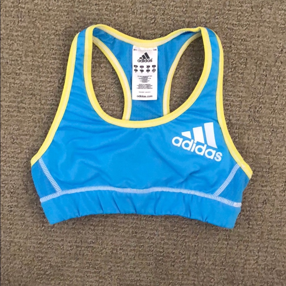 NWOT Adidas reversible sports bra